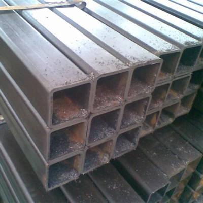 厚壁無(wú)縫方管與冷彎型鋼 山東格瑞方管加工廠的專(zhuān)業(yè)制造與應(yīng)用